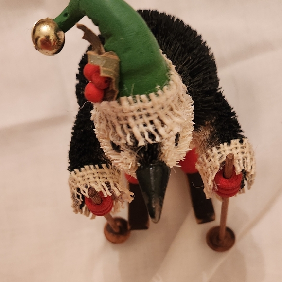 Vintage Christmas Penquin - Picture 5 of 5